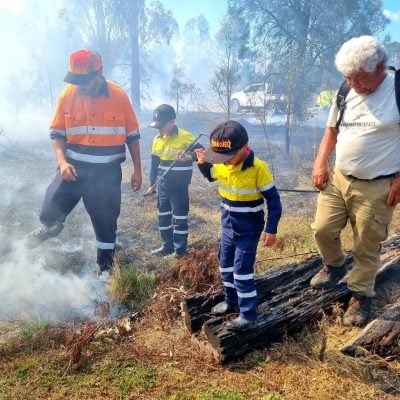 bindelong aboriginal corporation members on a land management project